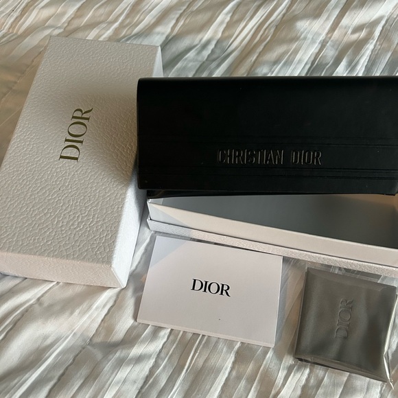 Authentic Christian Dior Sunglasses .NEW - Picture 3 of 3